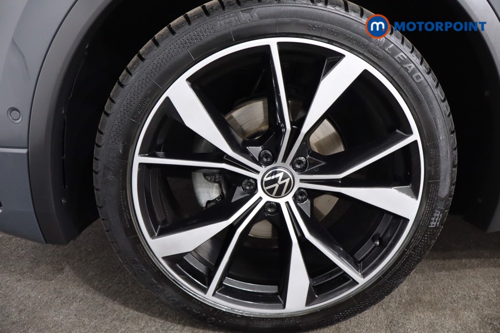 Volkswagen Tiguan R-Line Automatic Petrol SUV - Stock Number (1569502) - 11th supplementary image
