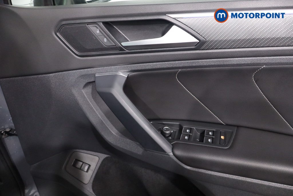 Volkswagen Tiguan R-Line Automatic Petrol SUV - Stock Number (1569502) - 20th supplementary image