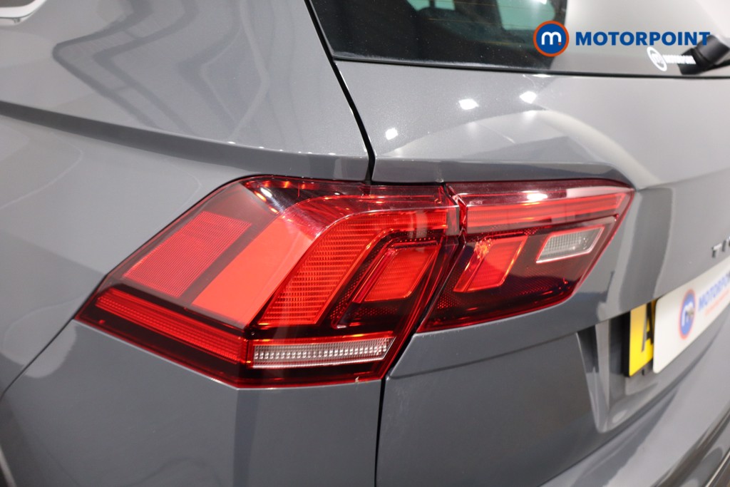 Volkswagen Tiguan R-Line Automatic Petrol SUV - Stock Number (1569502) - 34th supplementary image