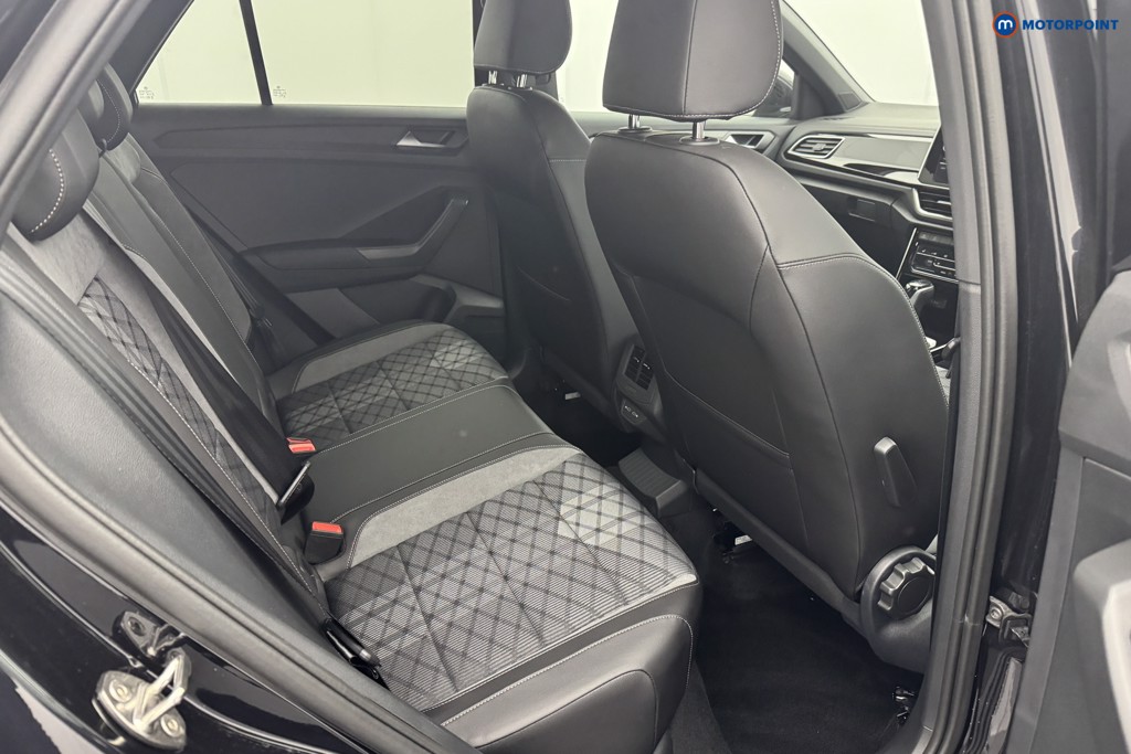 Volkswagen T-Roc R-Line Automatic Petrol SUV - Stock Number (1569554) - 7th supplementary image