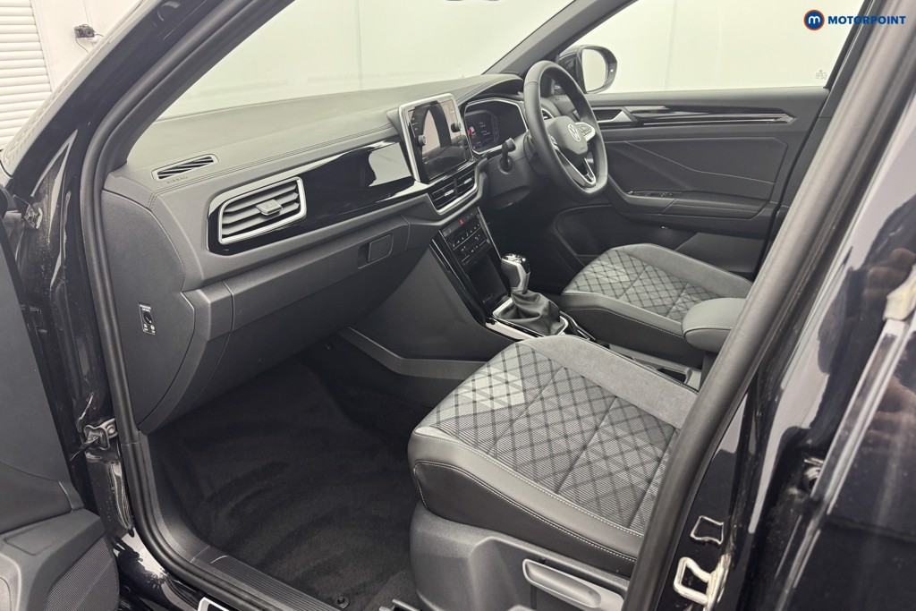 Volkswagen T-Roc R-Line Automatic Petrol SUV - Stock Number (1569554) - 9th supplementary image