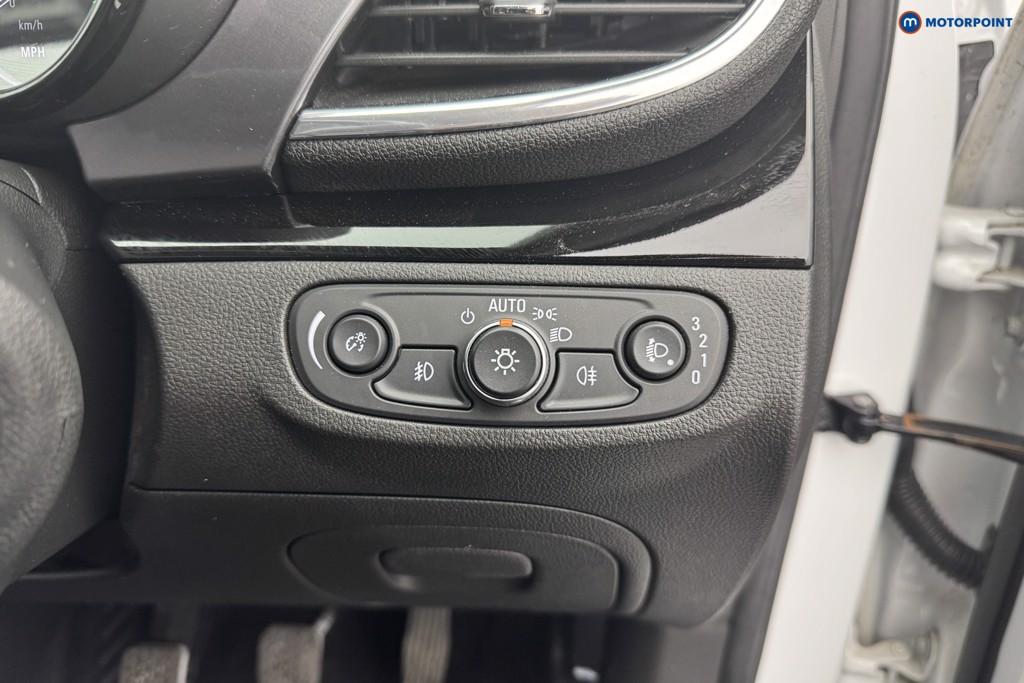 Vauxhall Mokka X Active Manual Petrol SUV - Stock Number (1570284) - 13th supplementary image