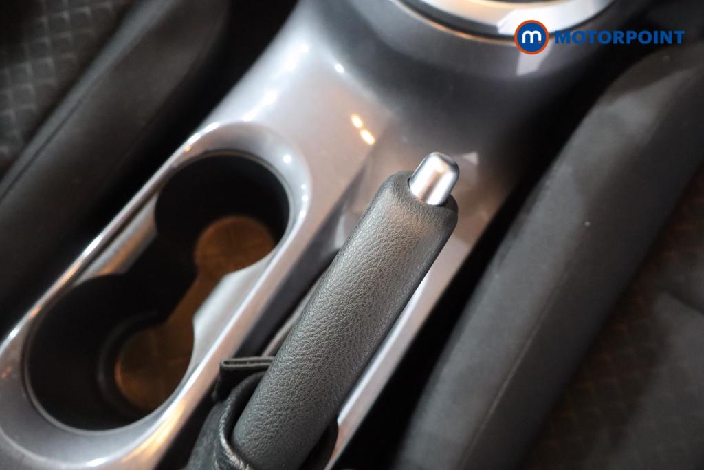 Nissan Juke Acenta Manual Petrol SUV - Stock Number (1570723) - 7th supplementary image
