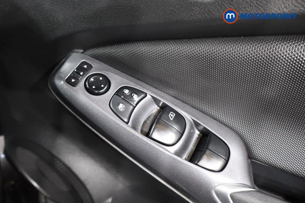 Nissan Juke Acenta Manual Petrol SUV - Stock Number (1570723) - 13th supplementary image