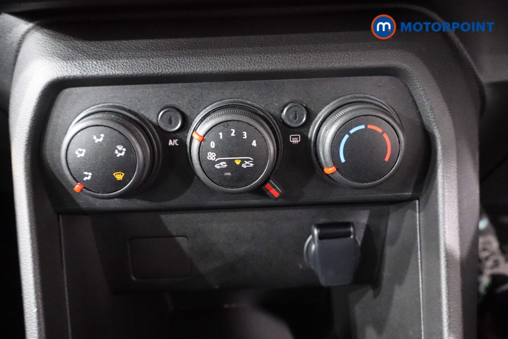 Dacia Sandero Stepway Expression Manual Petrol Hatchback - Stock Number (1570755) - 16th supplementary image