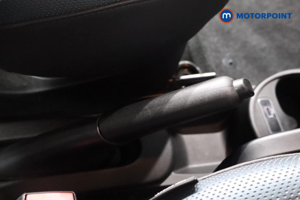 Fiat 500 Launch Edition Manual Petrol-Electric Hybrid Hatchback - Stock Number (1570880) - 8th supplementary image