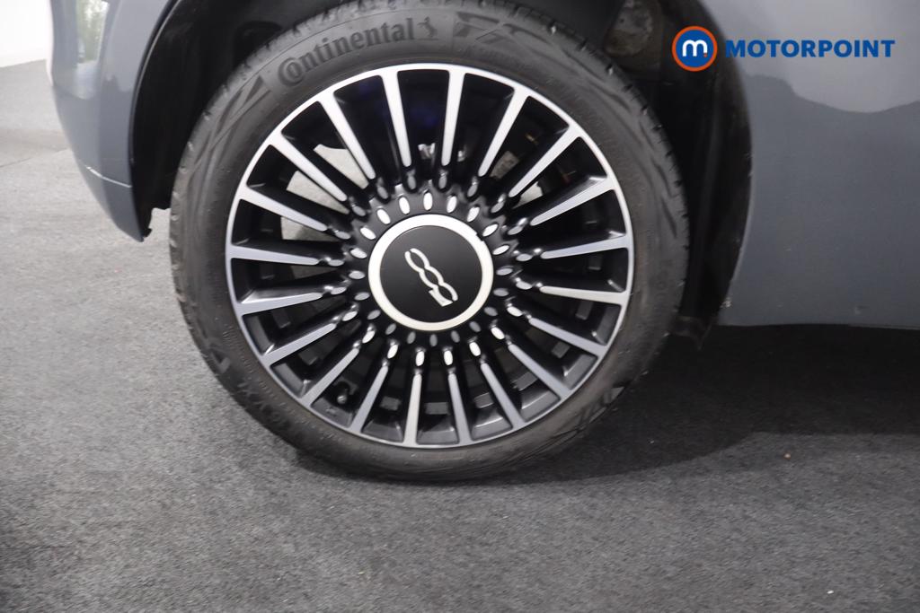 Fiat 500 Launch Edition Manual Petrol-Electric Hybrid Hatchback - Stock Number (1570880) - 25th supplementary image