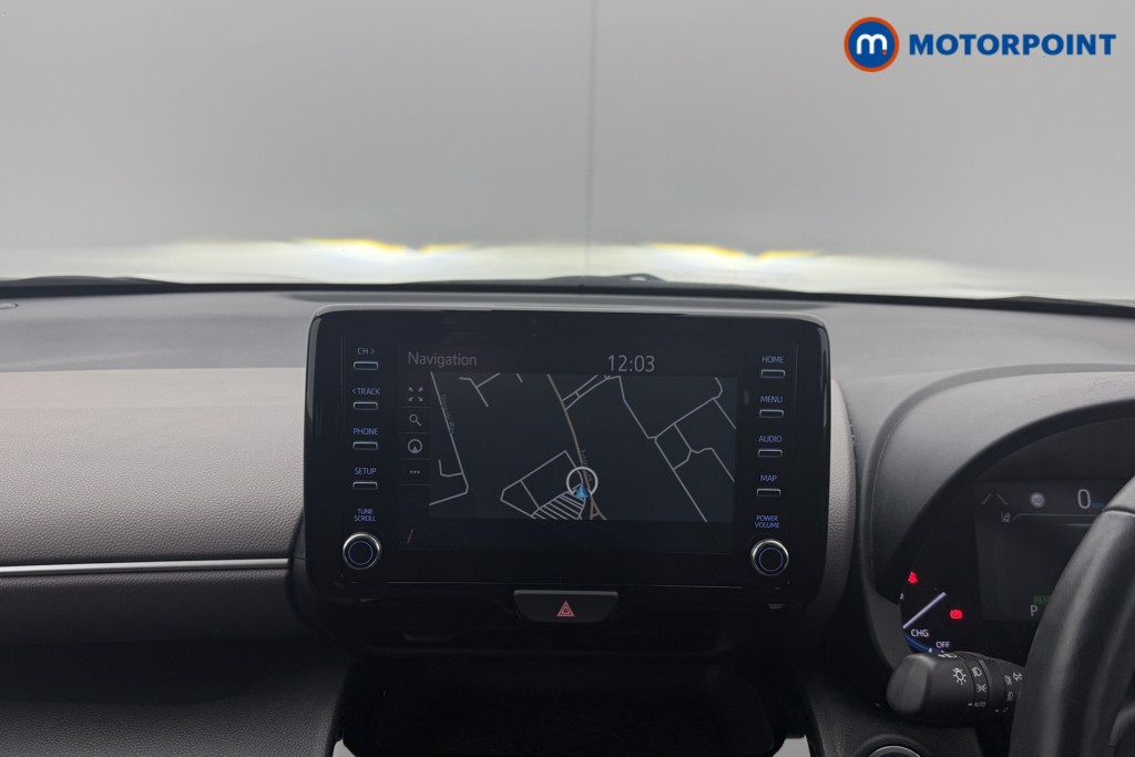 Toyota Yaris Cross Excel Automatic Petrol-Electric Hybrid Estate - Stock Number (1571104) - 2nd supplementary image