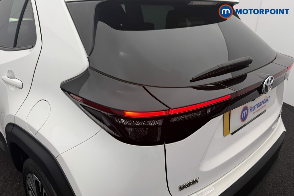 Toyota Yaris Cross Excel Automatic Petrol-Electric Hybrid Estate - Stock Number (1571104) - 20th supplementary image
