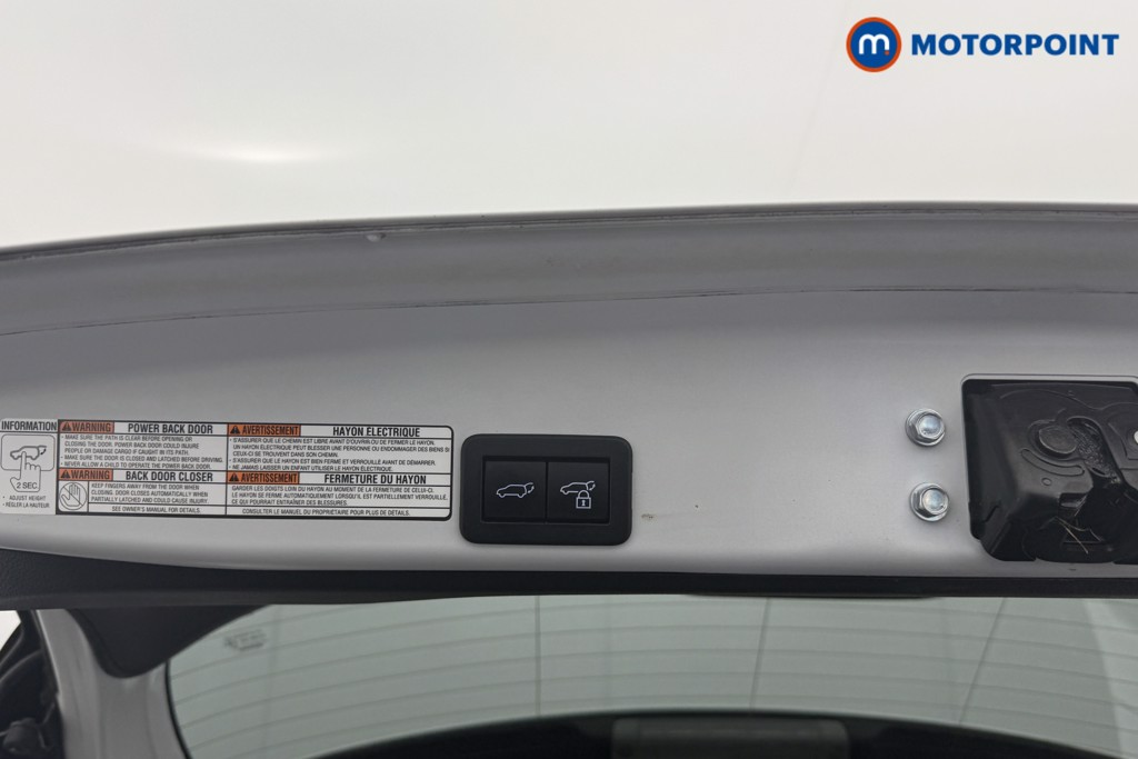 Toyota Yaris Cross Excel Automatic Petrol-Electric Hybrid Estate - Stock Number (1571104) - 24th supplementary image