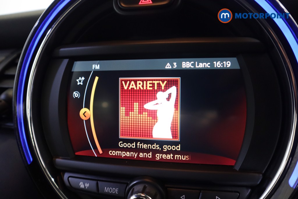 Mini Hatchback Cooper Manual Petrol Hatchback - Stock Number (1571130) - 2nd supplementary image