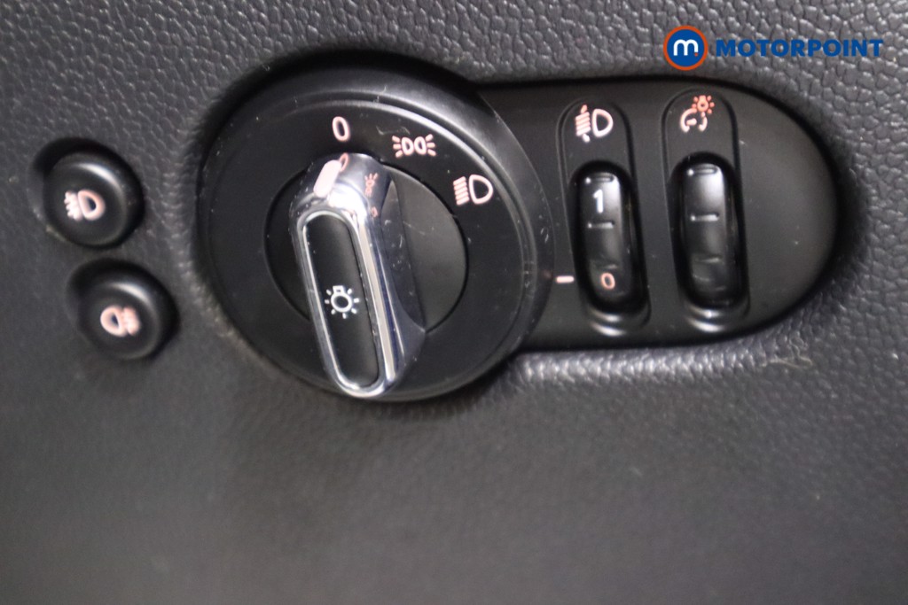 Mini Hatchback Cooper Manual Petrol Hatchback - Stock Number (1571130) - 10th supplementary image