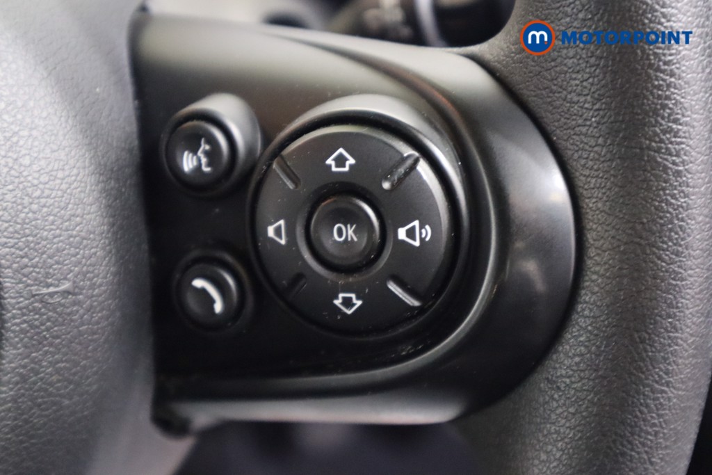 Mini Hatchback Cooper Manual Petrol Hatchback - Stock Number (1571130) - 11th supplementary image