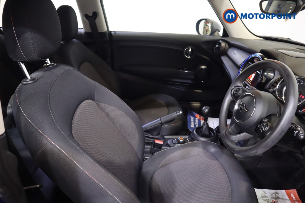 Mini Hatchback Cooper Manual Petrol Hatchback - Stock Number (1571130) - 13th supplementary image