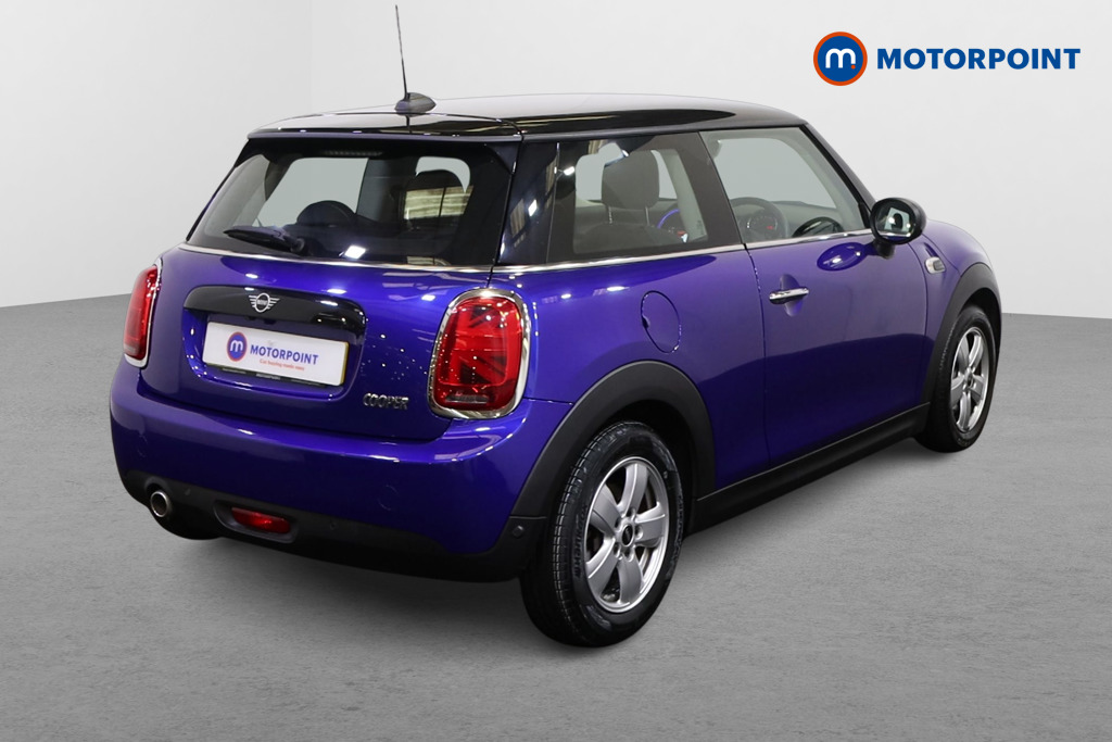 Mini Hatchback Cooper Manual Petrol Hatchback - Stock Number (1571130) - Drivers side rear corner