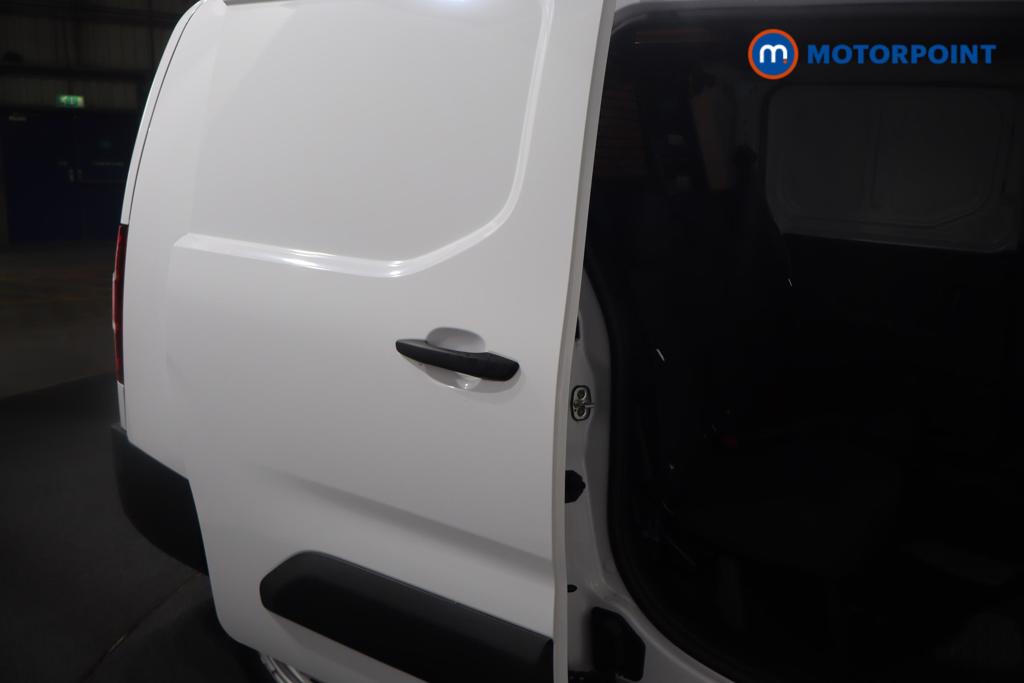 Citroen Berlingo Enterprise Manual Diesel Crew Bus - Stock Number (1571742) - 21st supplementary image