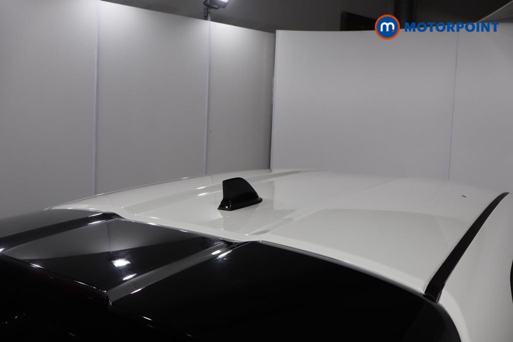 Nissan Juke N-Connecta Automatic Petrol-Electric Hybrid SUV - Stock Number (1571751) - 29th supplementary image