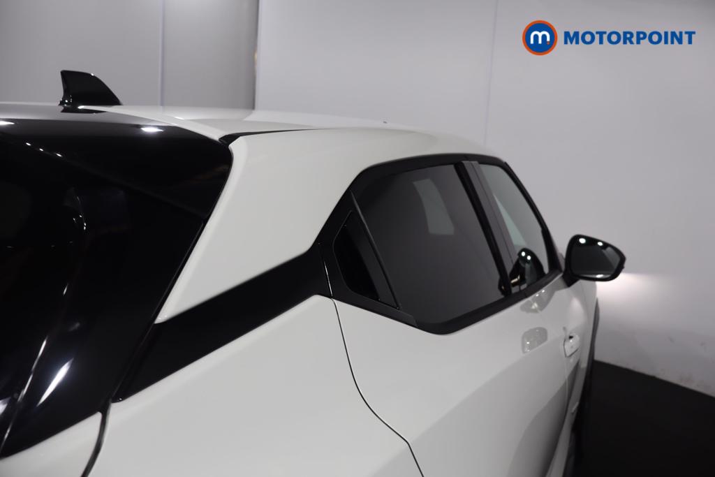 Nissan Juke N-Connecta Automatic Petrol-Electric Hybrid SUV - Stock Number (1571751) - 30th supplementary image