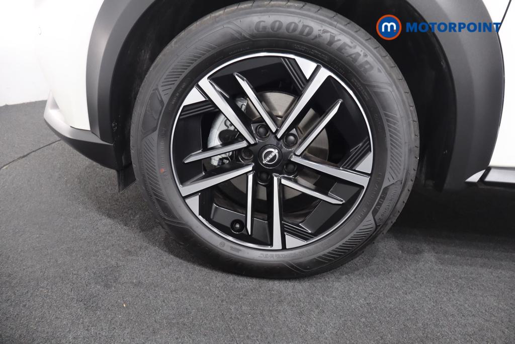 Nissan Juke N-Connecta Automatic Petrol-Electric Hybrid SUV - Stock Number (1571751) - 33rd supplementary image