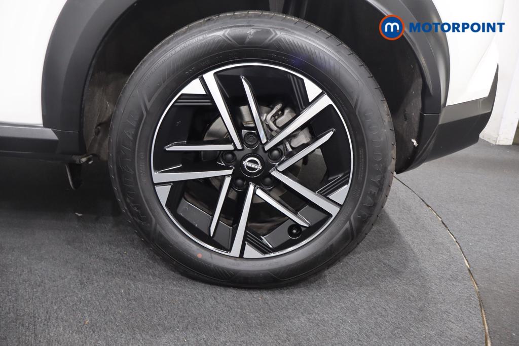 Nissan Juke N-Connecta Automatic Petrol-Electric Hybrid SUV - Stock Number (1571751) - 34th supplementary image