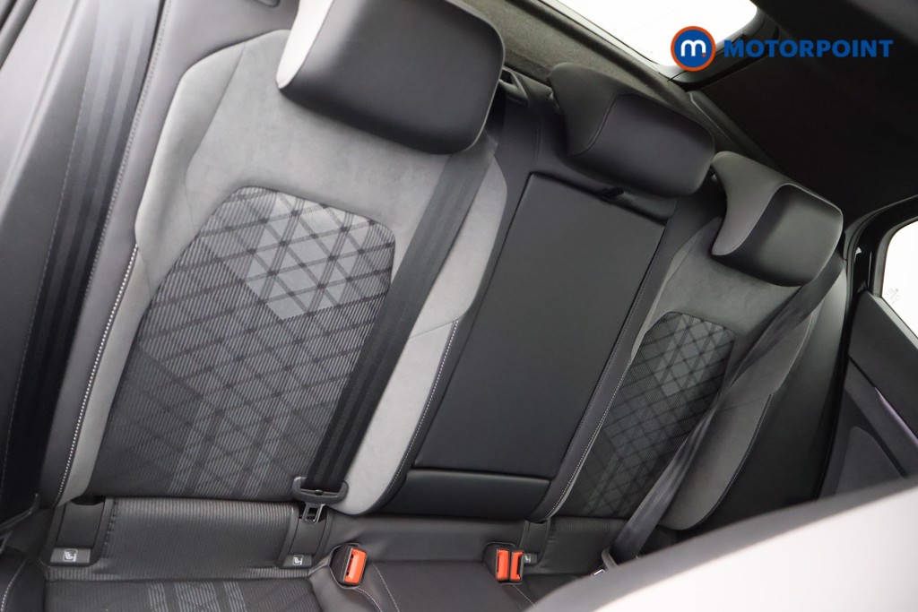 Volkswagen Golf R-Line Manual Petrol Hatchback - Stock Number (1571923) - 11th supplementary image