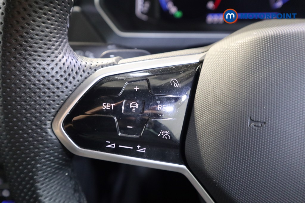 Volkswagen Tiguan R-Line Automatic Petrol SUV - Stock Number (1572059) - 3rd supplementary image