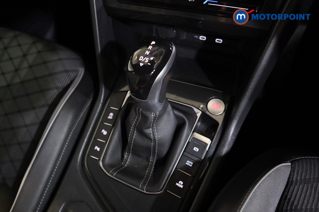 Volkswagen Tiguan R-Line Automatic Petrol SUV - Stock Number (1572059) - 8th supplementary image