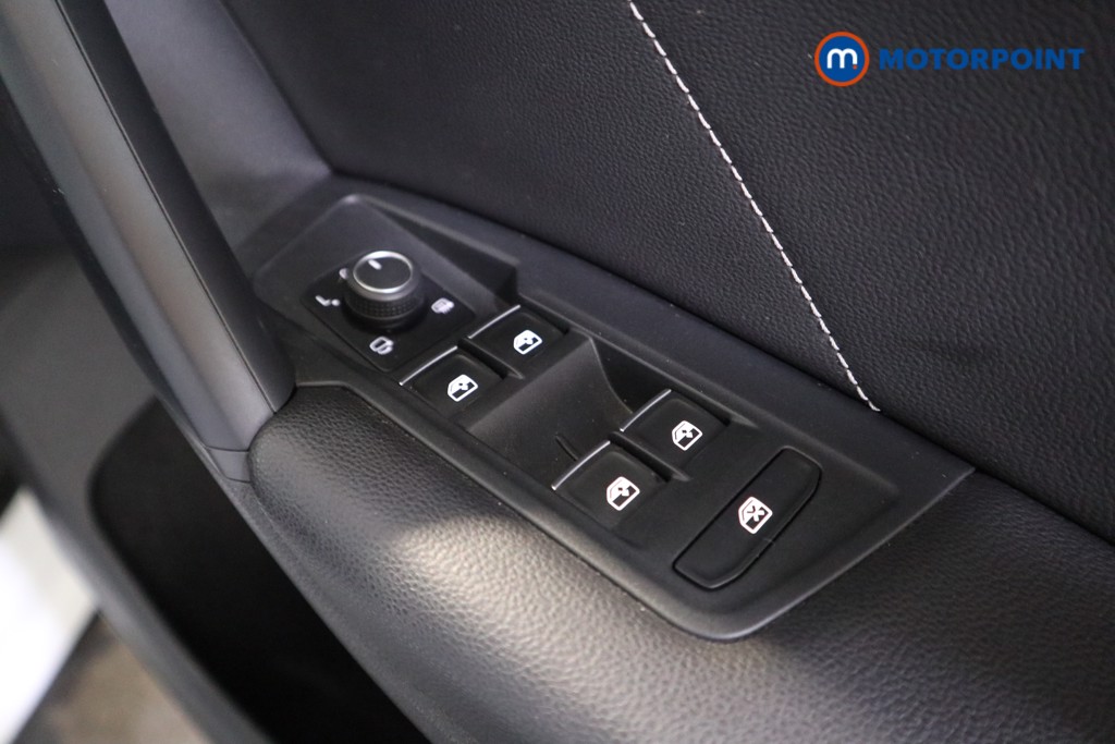 Volkswagen Tiguan R-Line Automatic Petrol SUV - Stock Number (1572059) - 11th supplementary image