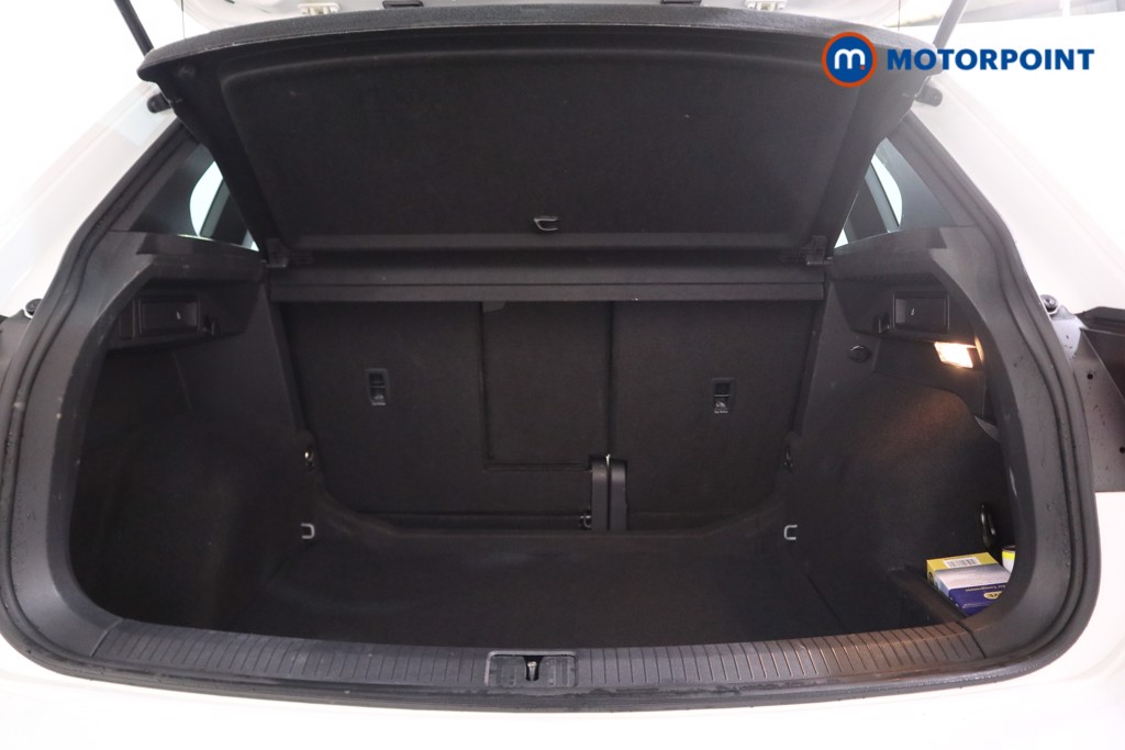 Volkswagen Tiguan R-Line Automatic Petrol SUV - Stock Number (1572059) - 14th supplementary image