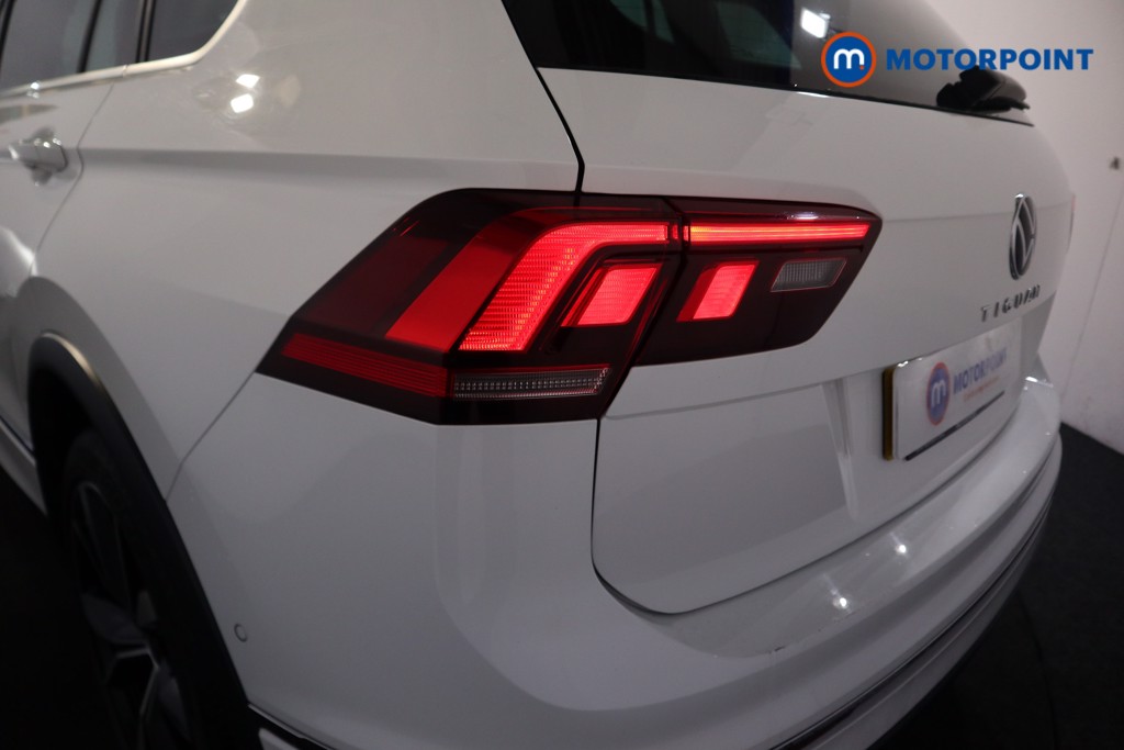 Volkswagen Tiguan R-Line Automatic Petrol SUV - Stock Number (1572059) - 20th supplementary image