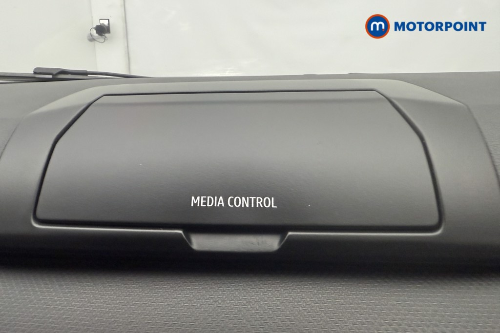 Dacia Sandero Essential Manual Petrol Hatchback - Stock Number (1572333) - 2nd supplementary image