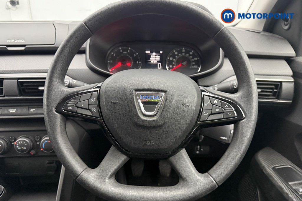 Dacia Sandero Essential Manual Petrol Hatchback - Stock Number (1572333) - 3rd supplementary image