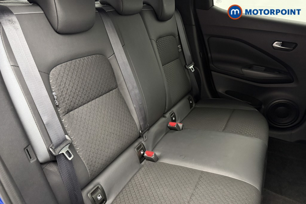 Nissan Juke N-Connecta Automatic Petrol SUV - Stock Number (1572665) - 17th supplementary image