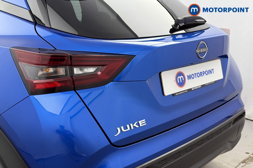 Nissan Juke N-Connecta Automatic Petrol SUV - Stock Number (1572665) - 19th supplementary image