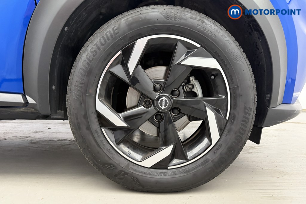 Nissan Juke N-Connecta Automatic Petrol SUV - Stock Number (1572665) - 27th supplementary image