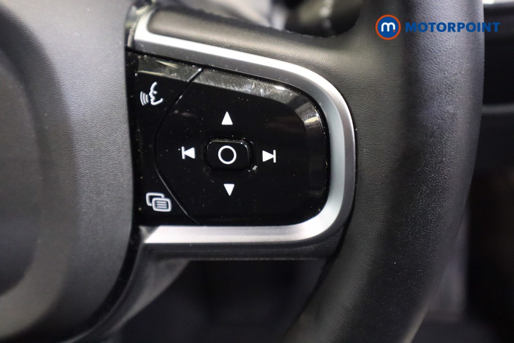 Volvo Xc60 Plus Black Edition Automatic Petrol SUV - Stock Number (1572787) - 11th supplementary image