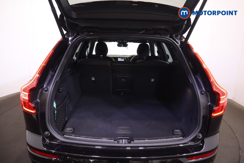 Volvo Xc60 Plus Black Edition Automatic Petrol SUV - Stock Number (1572787) - 16th supplementary image