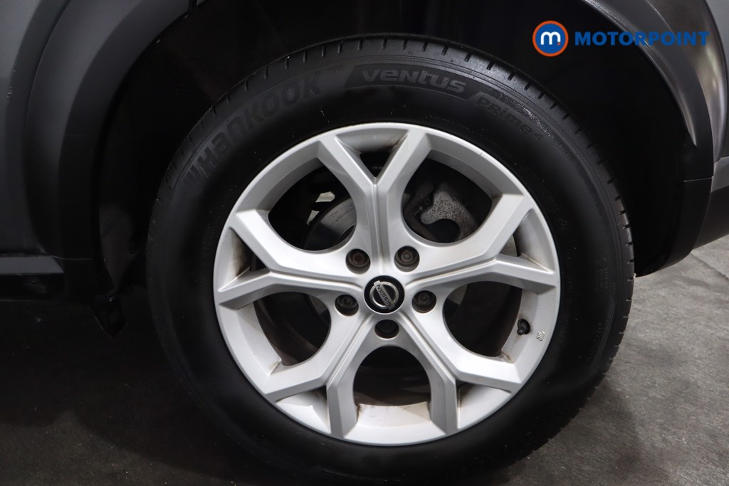 Nissan Juke N-Connecta Manual Petrol SUV - Stock Number (1572799) - 27th supplementary image
