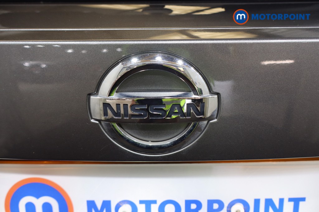 Nissan Juke N-Connecta Manual Petrol SUV - Stock Number (1572799) - 31st supplementary image