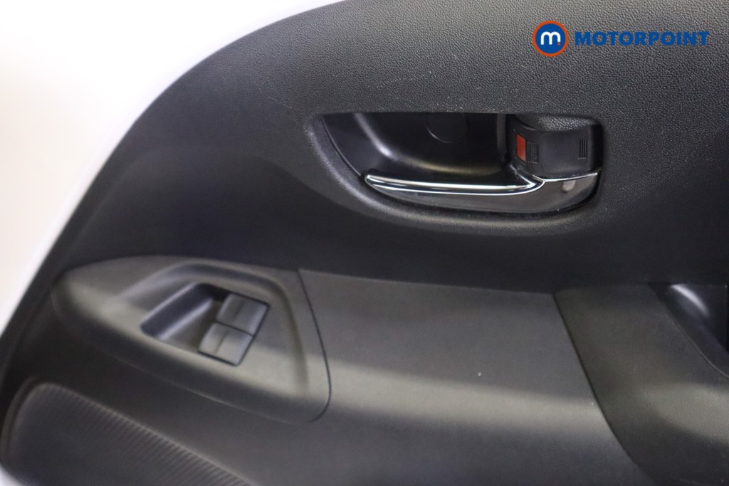 Peugeot 108 Allure Manual Petrol Hatchback - Stock Number (1573280) - 30th supplementary image