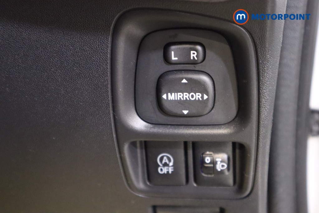 Peugeot 108 Allure Manual Petrol Hatchback - Stock Number (1573280) - 32nd supplementary image