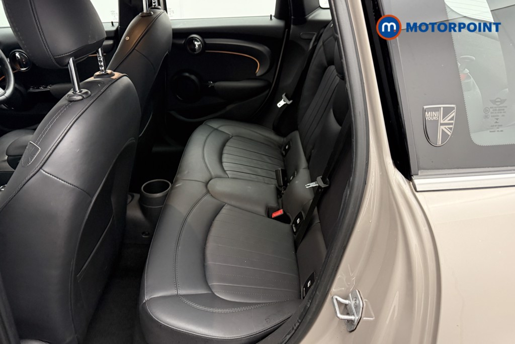 Mini Hatchback Cooper S Exclusive Automatic Petrol Hatchback - Stock Number (1573564) - 2nd supplementary image