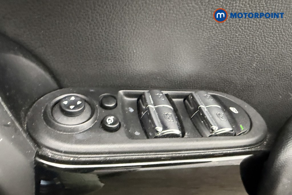 Mini Hatchback Cooper S Exclusive Automatic Petrol Hatchback - Stock Number (1573564) - 15th supplementary image