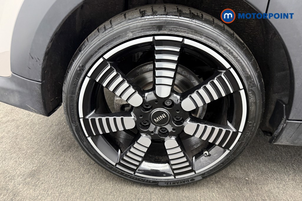 Mini Hatchback Cooper S Exclusive Automatic Petrol Hatchback - Stock Number (1573564) - 17th supplementary image
