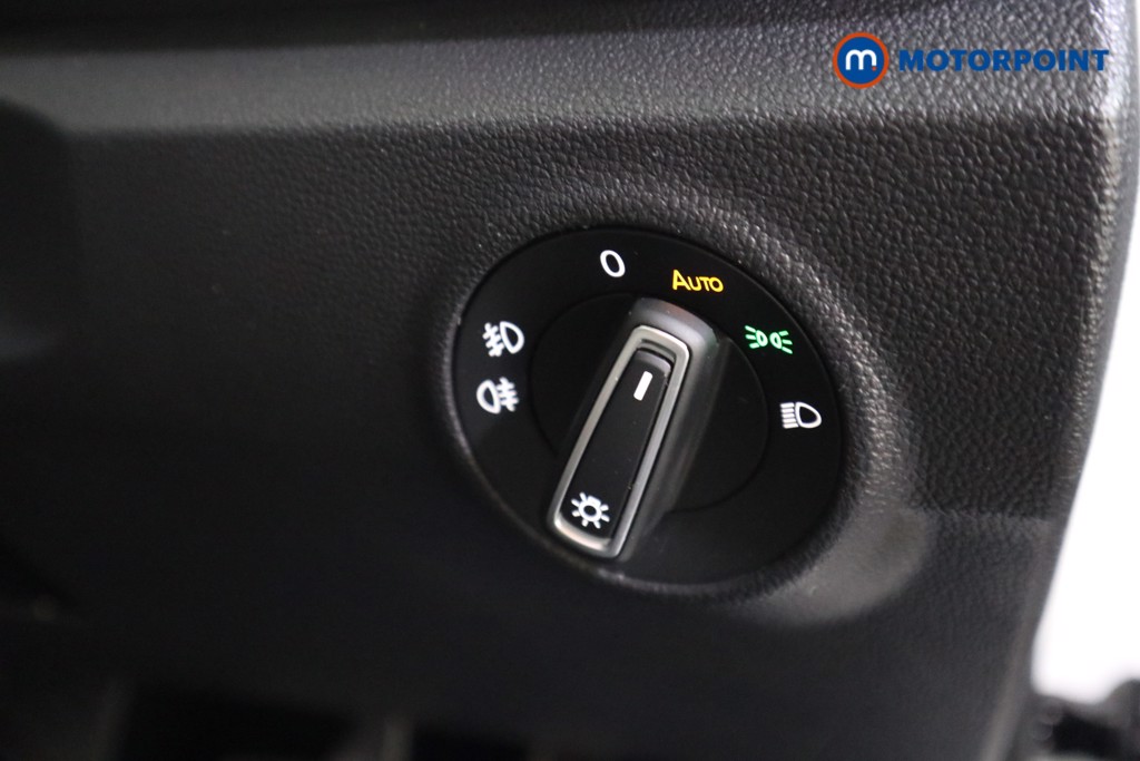 Volkswagen T-Roc R-Line Automatic Petrol SUV - Stock Number (1573684) - 9th supplementary image