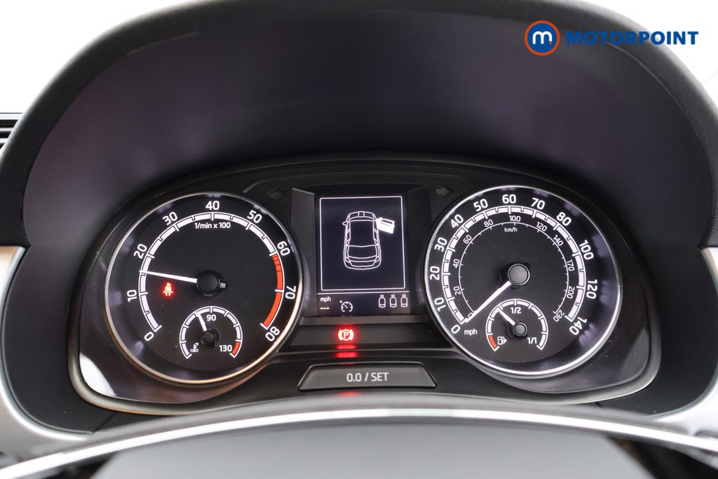 Skoda Fabia Colour Edition Manual Petrol Hatchback - Stock Number (1573890) - 4th supplementary image