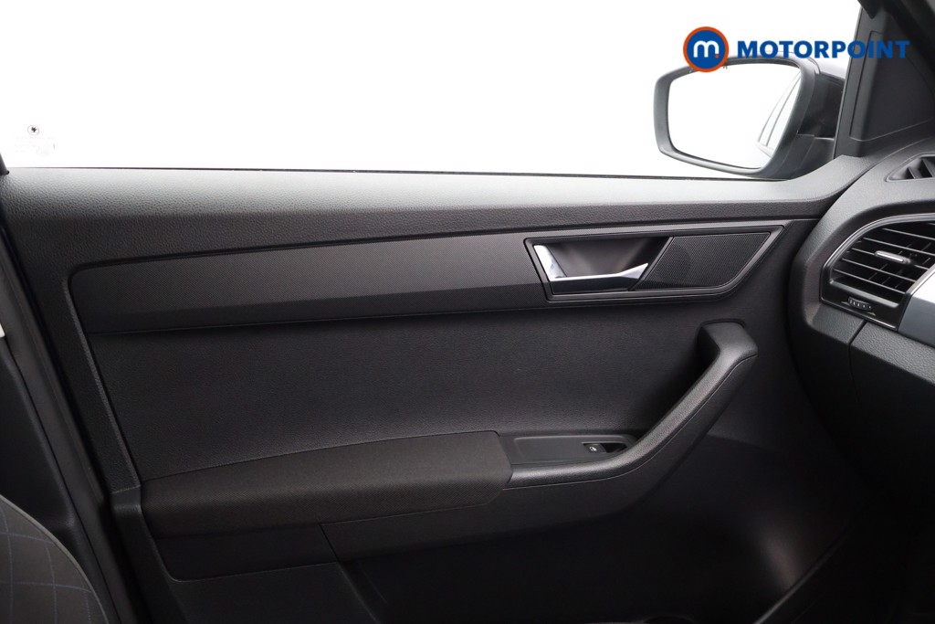 Skoda Fabia Colour Edition Manual Petrol Hatchback - Stock Number (1573890) - 7th supplementary image