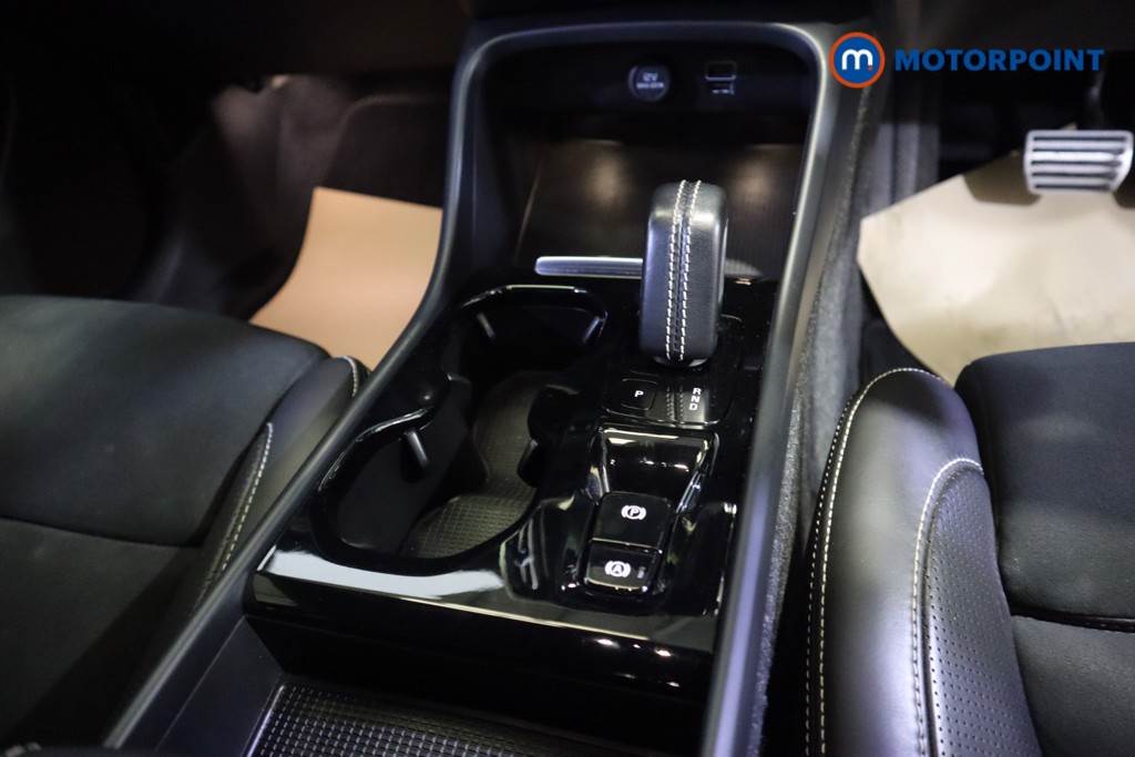 Volvo Xc40 R Design Automatic Petrol Plug-In Hybrid SUV - Stock Number (1573907) - 6th supplementary image