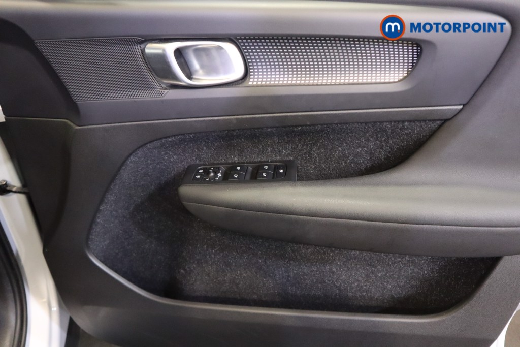 Volvo Xc40 R Design Automatic Petrol Plug-In Hybrid SUV - Stock Number (1573907) - 7th supplementary image