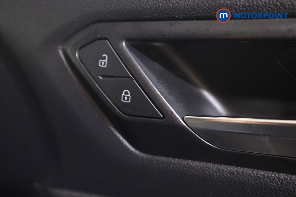 Volkswagen T-Roc Black Edition Automatic Petrol SUV - Stock Number (1574014) - 10th supplementary image